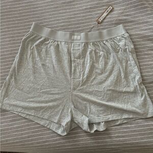 NWT Skims boyfriend loose boxer
